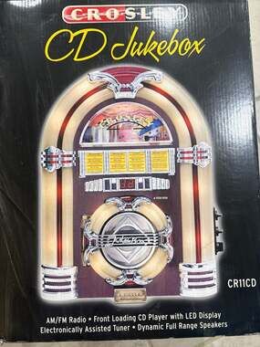 Crosley CD Jukebox Collector's Edition AM/FM